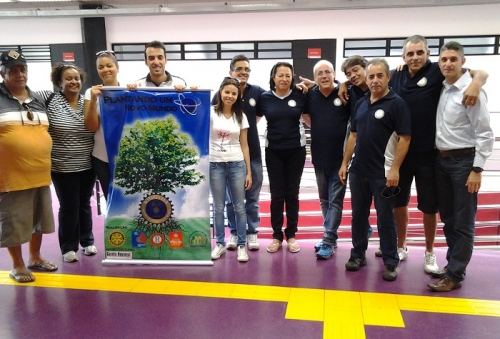Rotary Vila Maria - Plantio de Árvores, dia 21/09/2013